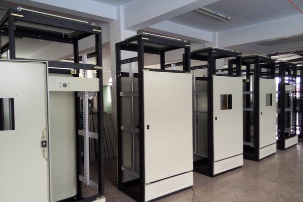 昂昂溪控制柜-控制柜布线要求